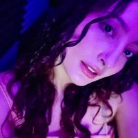 alicehimora's Twitch profile picture