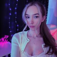 alinaavii's Twitch profile picture