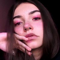 alinariuk's Twitch profile picture