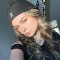 alltimeleah's Twitch profile picture
