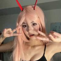 amiechikin's Twitch profile picture