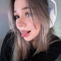 aviilova's Twitch profile picture