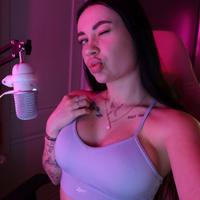 biksaronii's Twitch profile picture