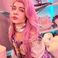 crystalmolly's Twitch profile picture