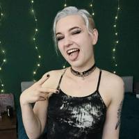 darkblondii's Twitch profile picture