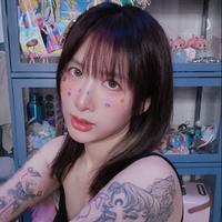 dindinxd19's Twitch profile picture