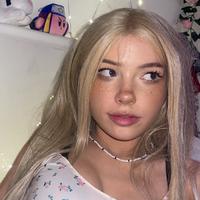 dollblush's Twitch profile picture