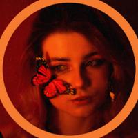 ellybels's Twitch profile picture