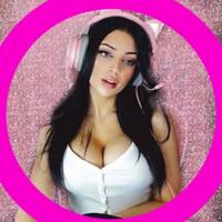 emaahri's Twitch profile picture