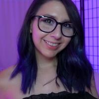 emilyuwo's Twitch profile picture