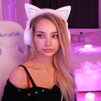 emmeliebond's Twitch profile picture