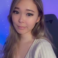 extraemily's Twitch profile picture