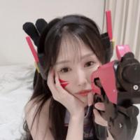 hello_kiko's Twitch profile picture