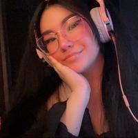 imatheena's Twitch profile picture