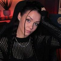 itsdayna's Twitch profile picture