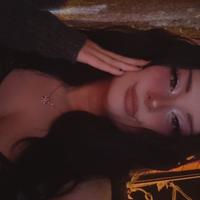 ivalene_'s Twitch profile picture