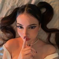 jade's Twitch profile picture