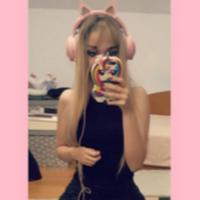 justysia_'s Twitch profile picture