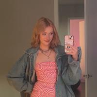 kinzi's Twitch profile picture