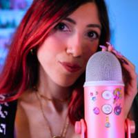 larouge_asmr's Twitch profile picture