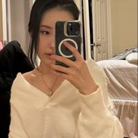 laur's Twitch profile picture