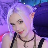 littlelunee's Twitch profile picture