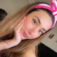 llarubia's Twitch profile picture