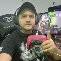 lootzeira's Twitch profile picture