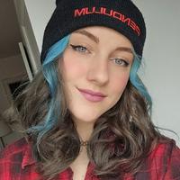 loreena's Twitch profile picture