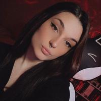 luuluts's Twitch profile picture