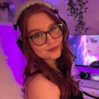 mehluxka's Twitch profile picture