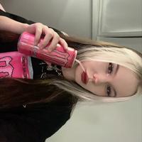 mollyy13's Twitch profile picture