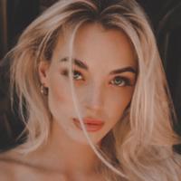 nicolelynn_'s Twitch profile picture