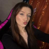 nika_lx's Twitch profile picture