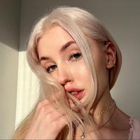 shulochka's Twitch profile picture
