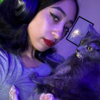 sunshinesymone's Twitch profile picture