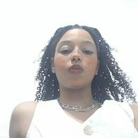 thaisa_st's Twitch profile picture