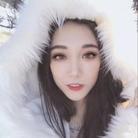 triciaisabirdy's Twitch profile picture