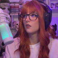 twistedlilred's Twitch profile picture