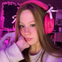 uhkelsie's Twitch profile picture