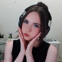 ursiiday's Twitch profile picture