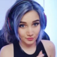 vamplola's Twitch profile picture