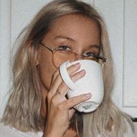 velleka's Twitch profile picture