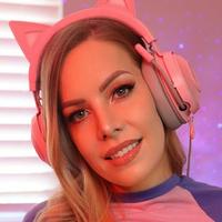 victoria's Twitch profile picture