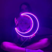 xpenelopeiax's Twitch profile picture